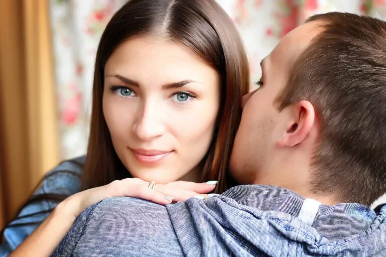 Cum folosesc românii aplicațiile și site-urile de matrimoniale Cum folosesc românii aplicațiile și site-urile de matrimoniale