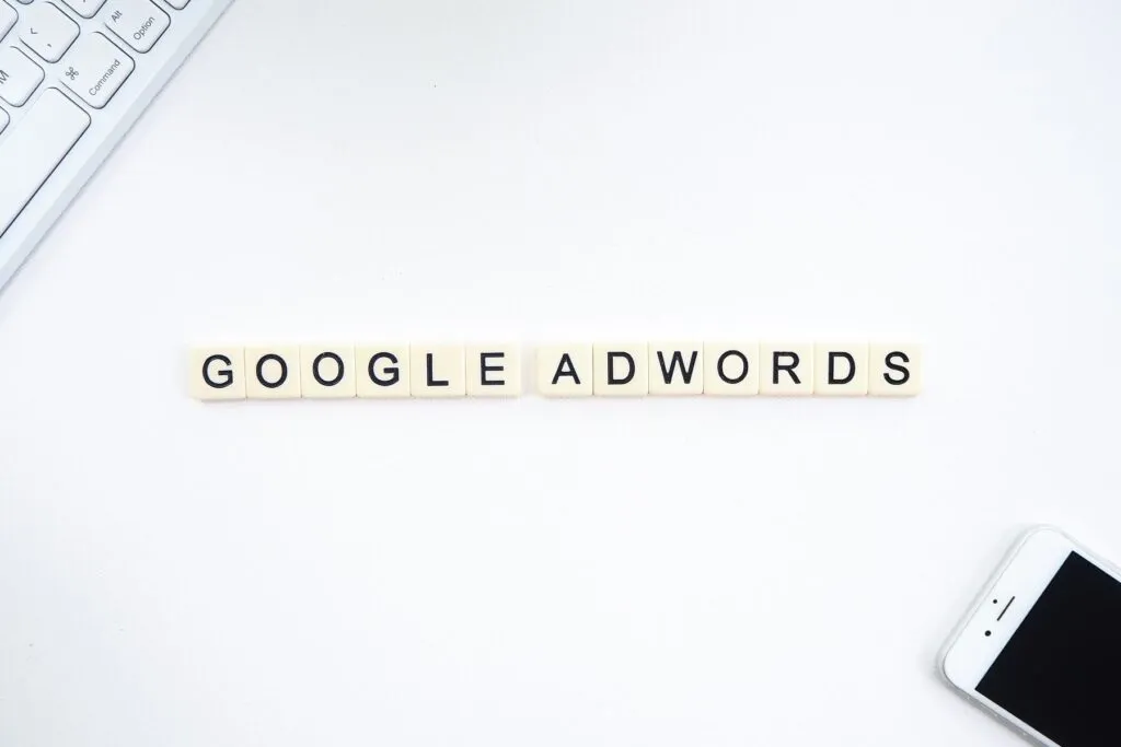 Ce rol are landing page-ul în Google Ads? Află de ce îl folosesc agențiile!