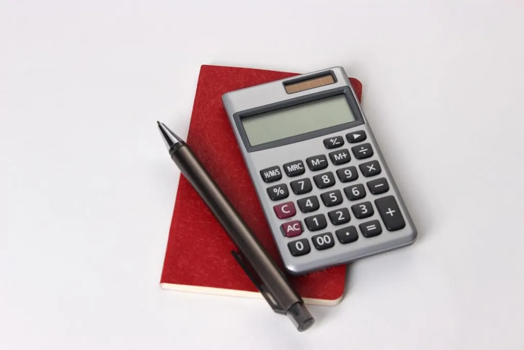 Cum să automatizezi contabilitatea și plățile Photo automate accounting and payments